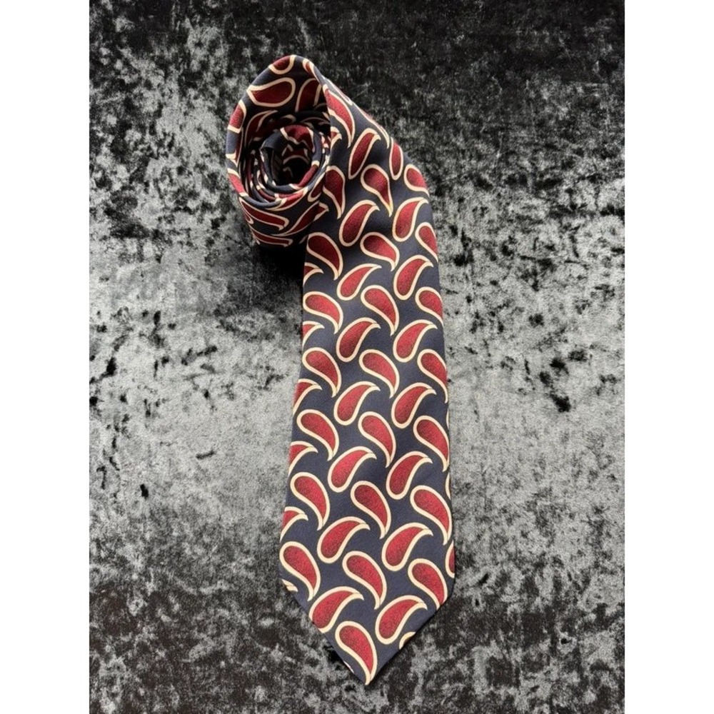 Brandini Le Collezioni Tie 100% Silk Navy Burgundy Paisley Made USA 3.75"